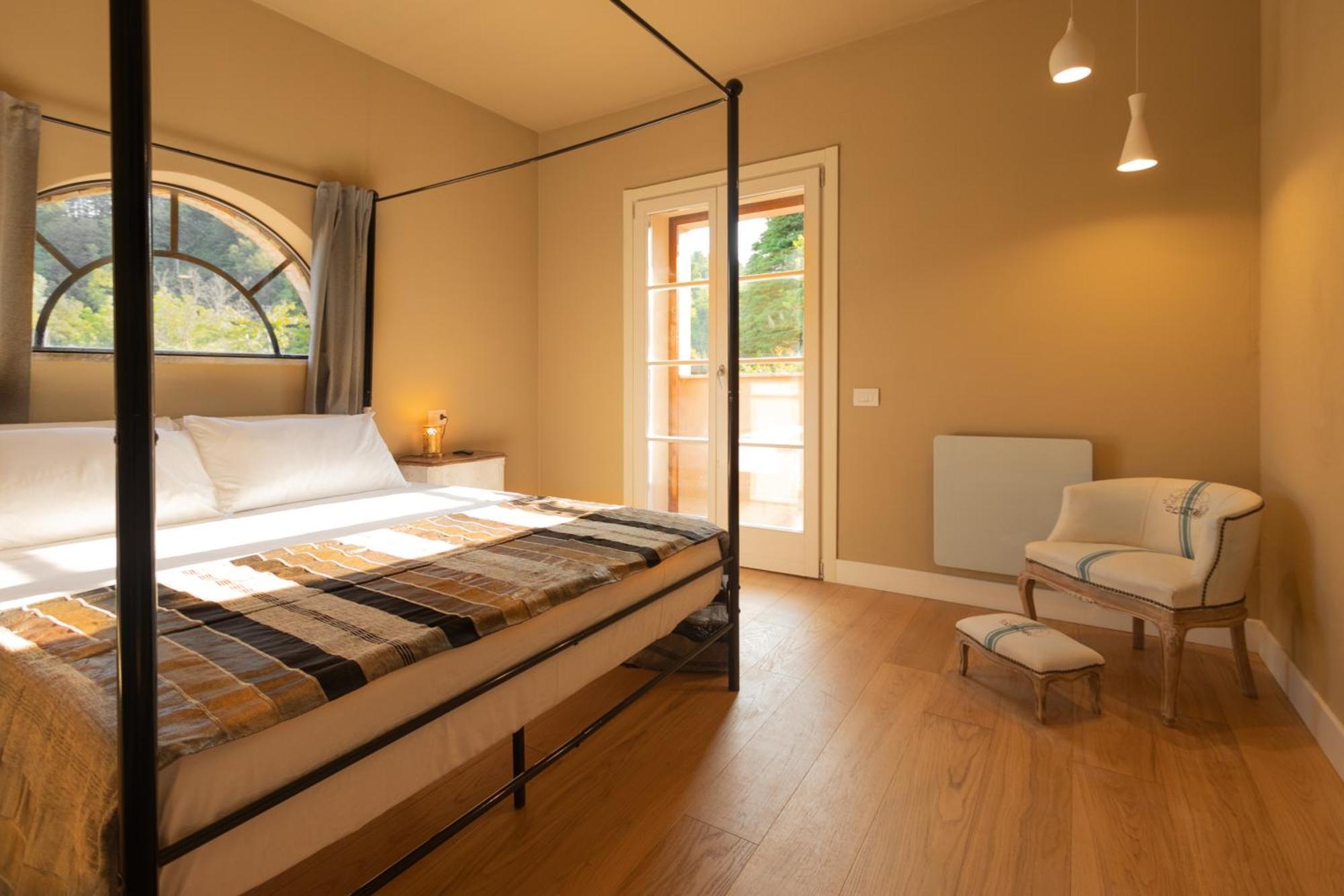 Luce Boutique Hotel Fortunago Exteriör bild